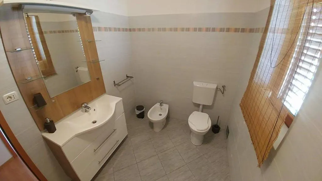 Apartment Kortina 布泽特