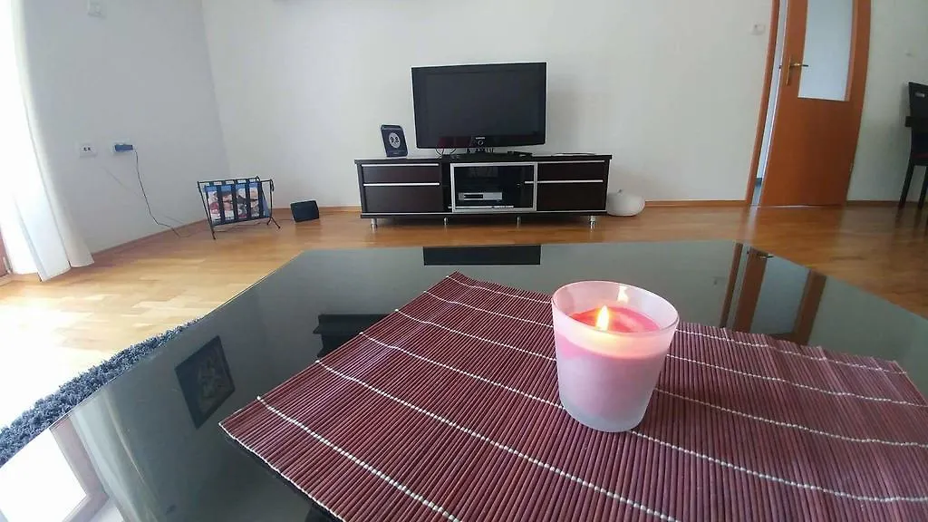 Apartment Kortina 布泽特