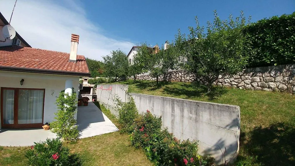 Apartment Kortina Buzet Хорватия